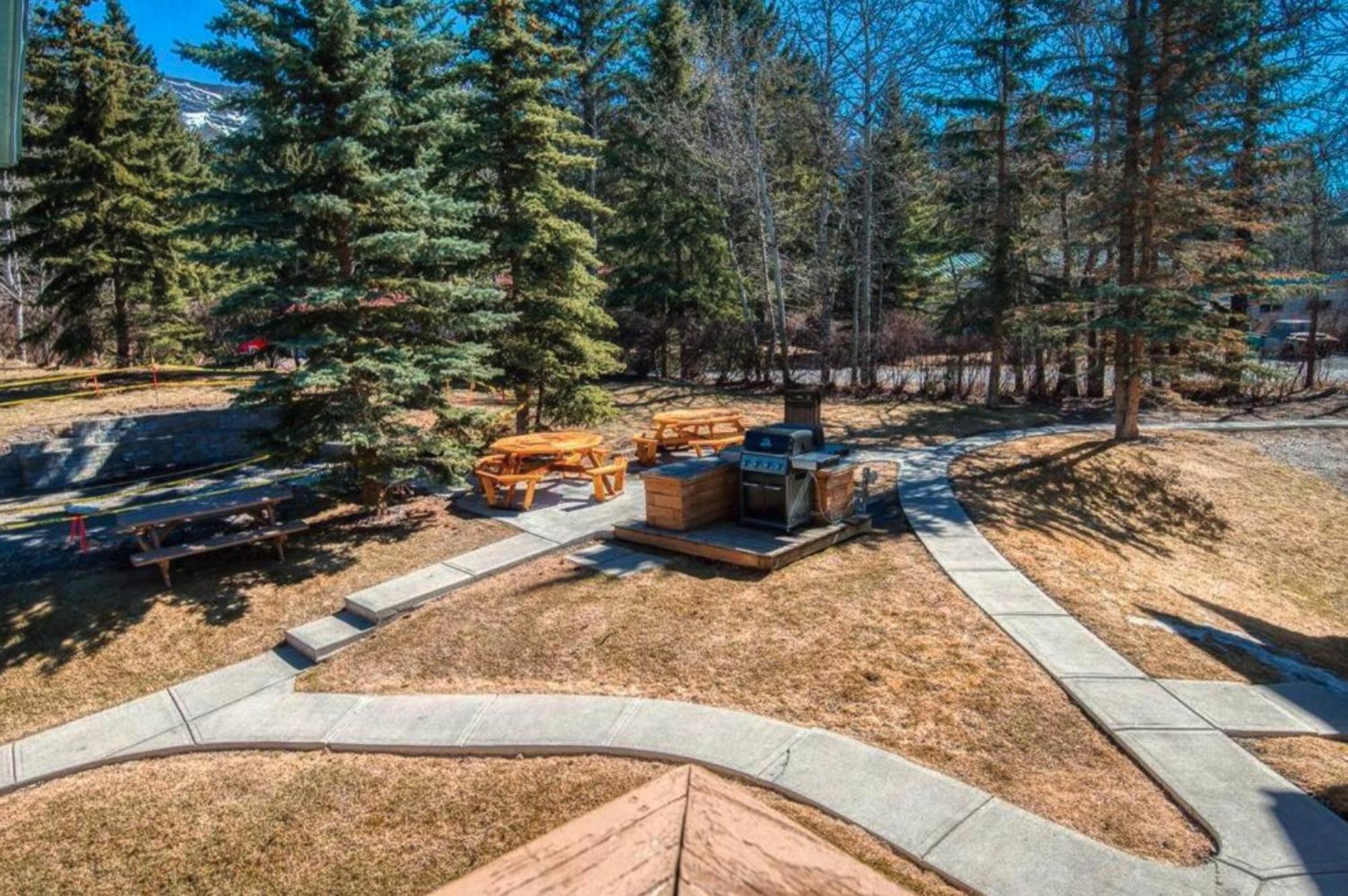 坎莫尔B212 Hot Tub, Ac X3, Parking, 2 Min To Banff Gate公寓 外观 照片