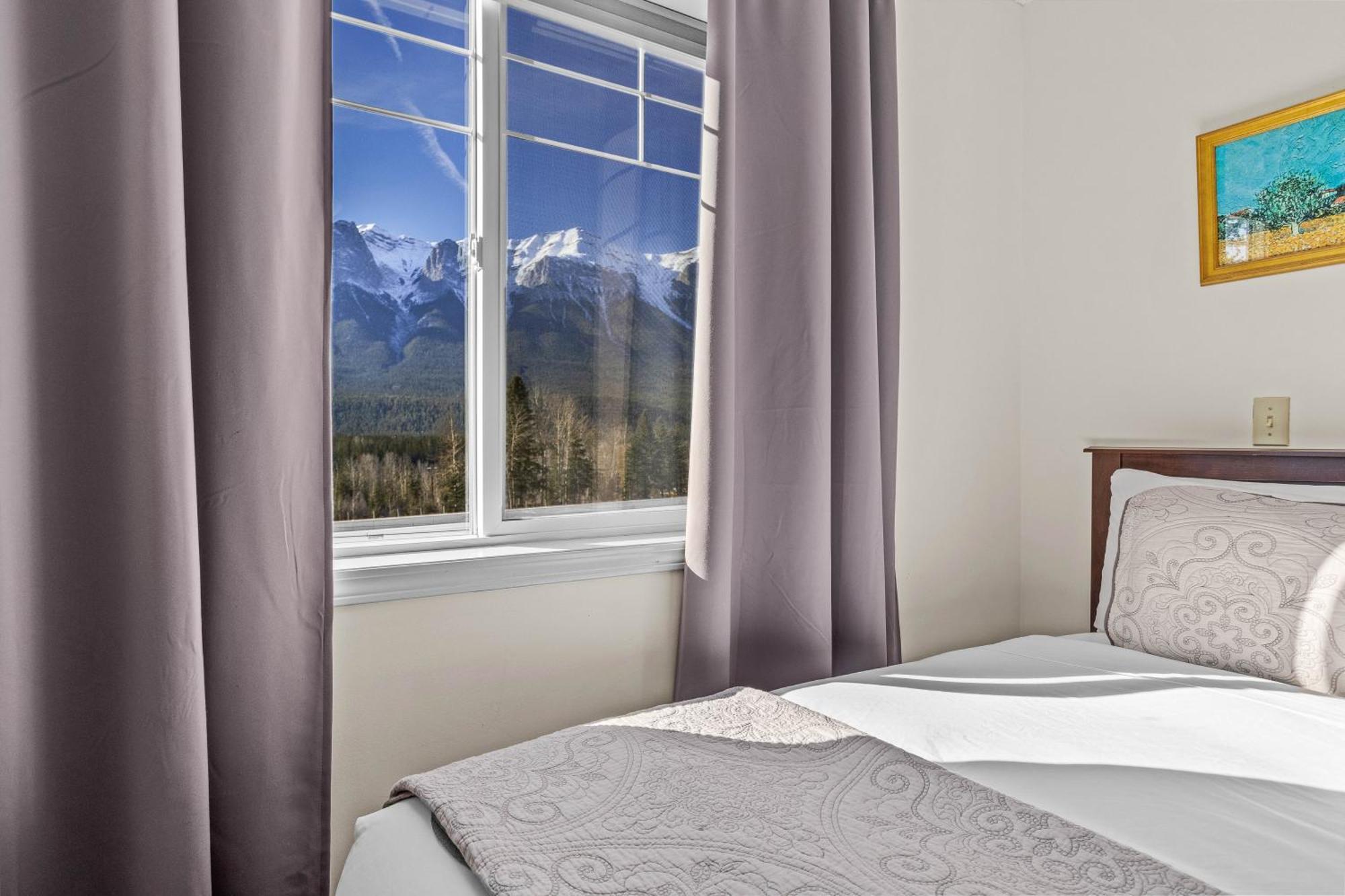 坎莫尔B212 Hot Tub, Ac X3, Parking, 2 Min To Banff Gate公寓 外观 照片