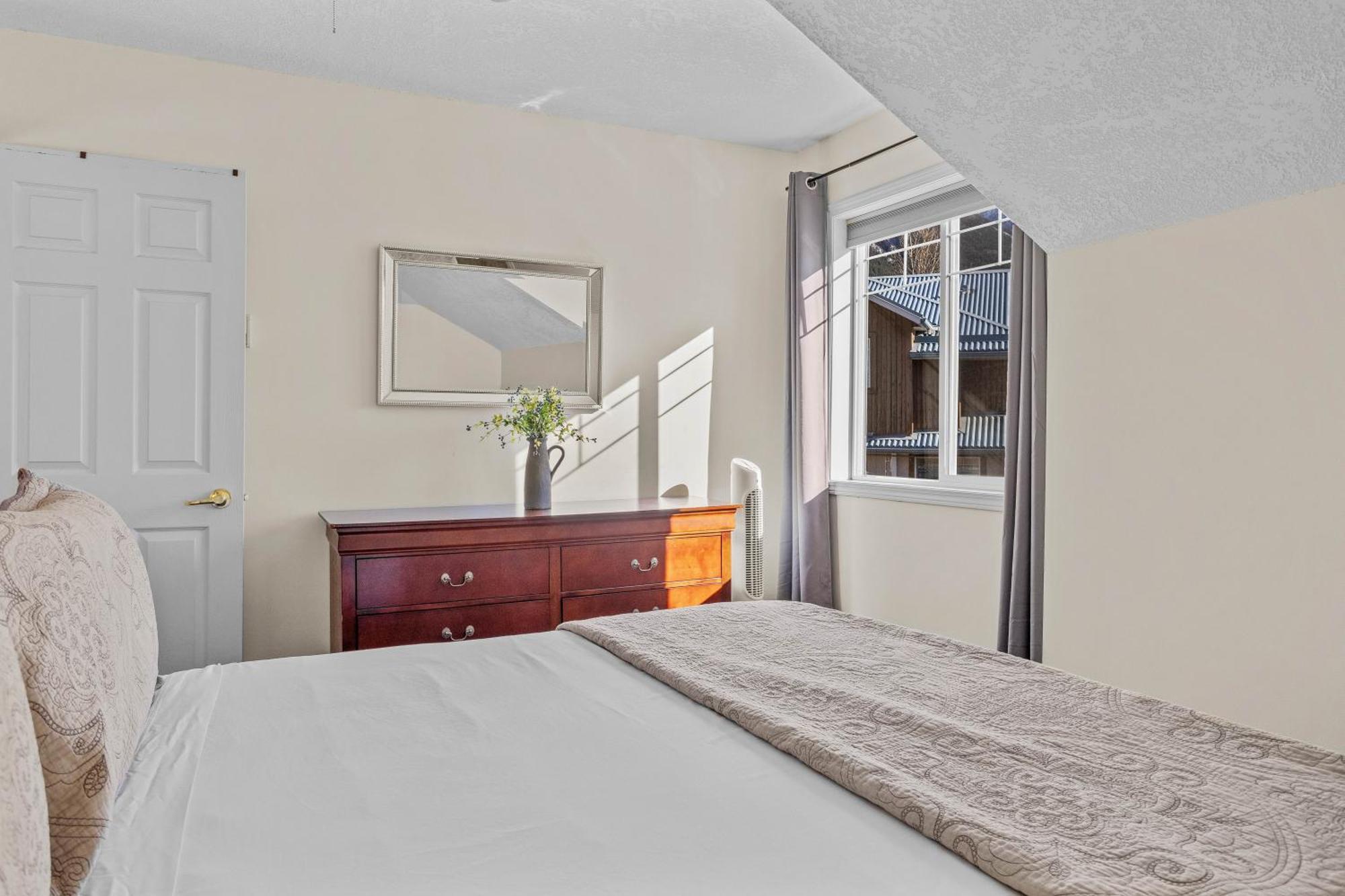 坎莫尔B212 Hot Tub, Ac X3, Parking, 2 Min To Banff Gate公寓 外观 照片
